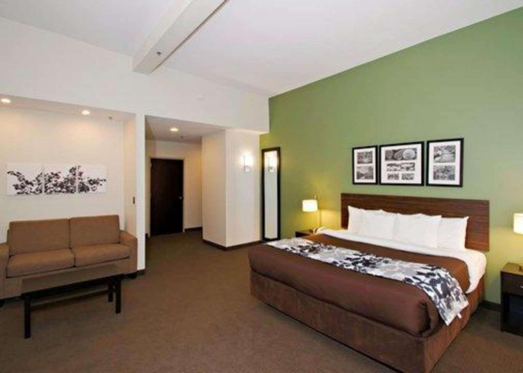Sleep Inn & Suites Downtown Inner Harbor banner image