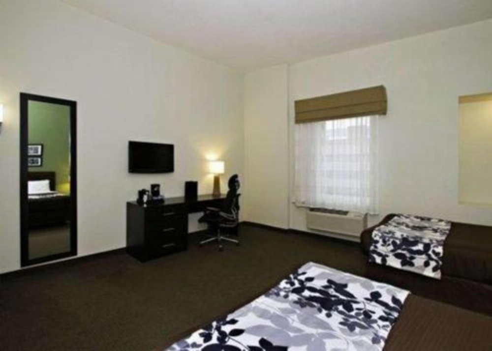 Sleep Inn & Suites Downtown Inner Harbor Image 5